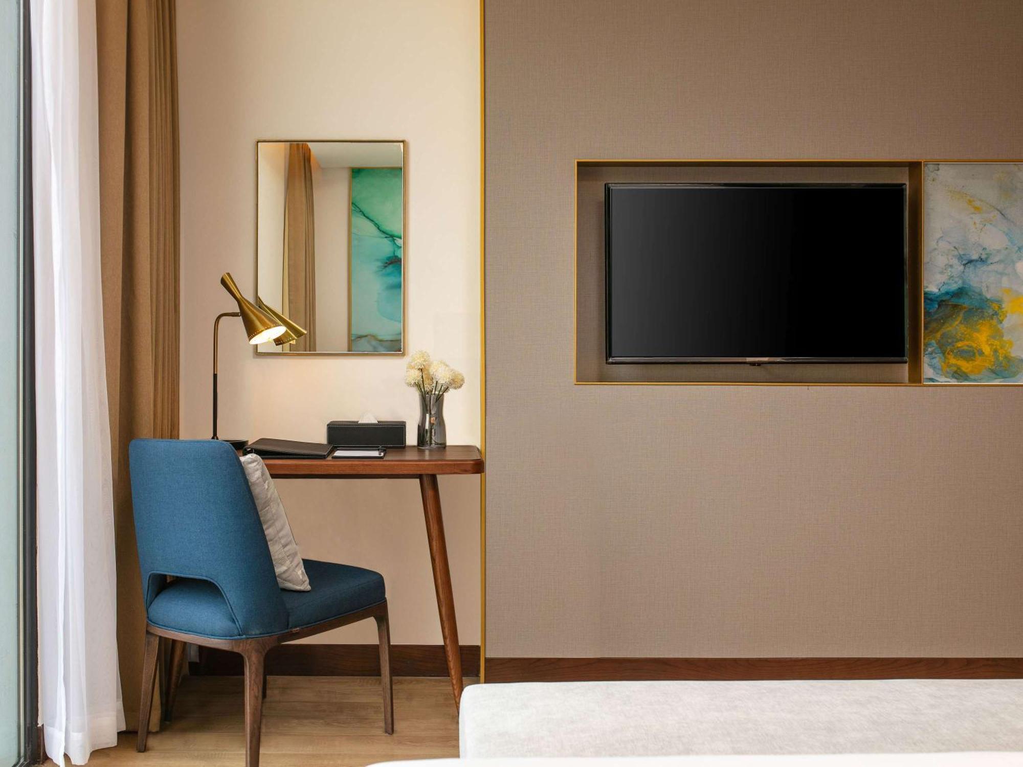 Moevenpick Living West 하노이 외부 사진