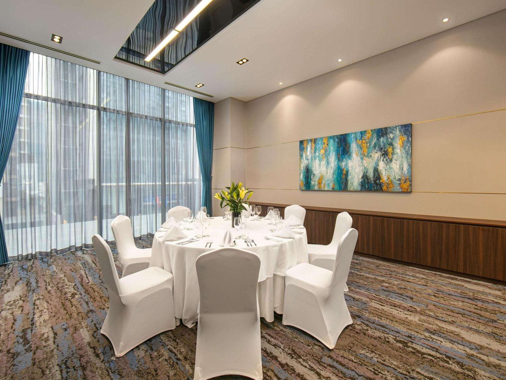 Moevenpick Living West 하노이 외부 사진