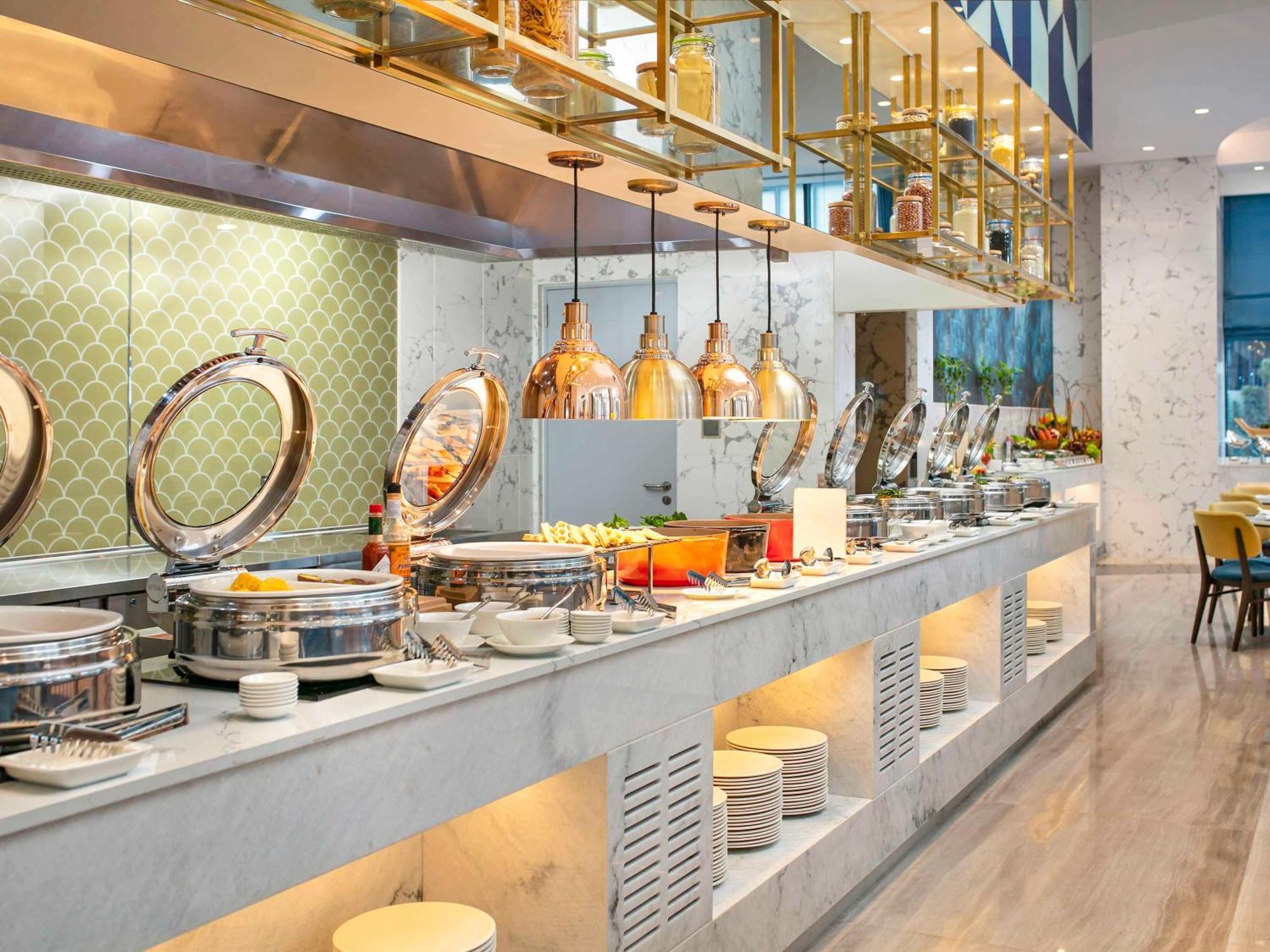 Moevenpick Living West 하노이 외부 사진